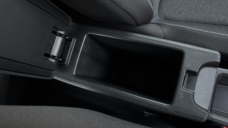 Vauxhall Frontera 1.2 Hybrid Design 5dr e-DCT6 Petrol Estate